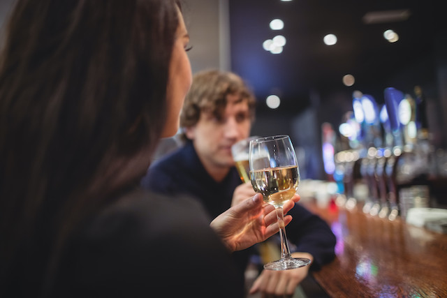 a couple at a bar in Madrid